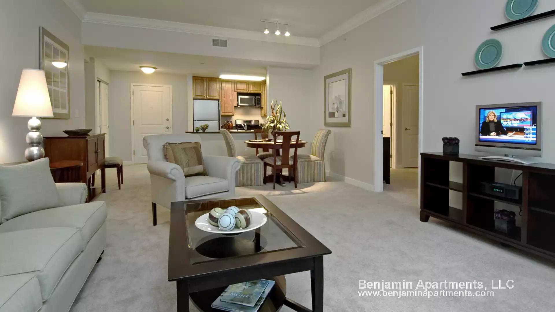 20 Watertown St, Watertown