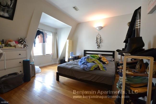 15 Farrington Ave, Allston