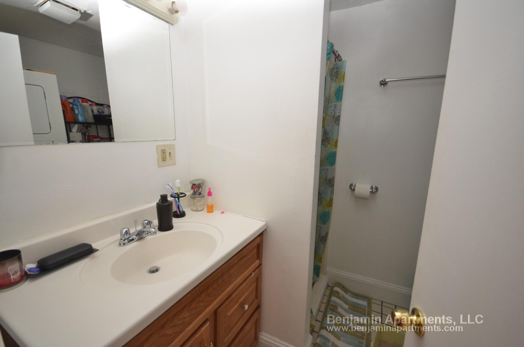 878 Huntington Ave, Mission Hill