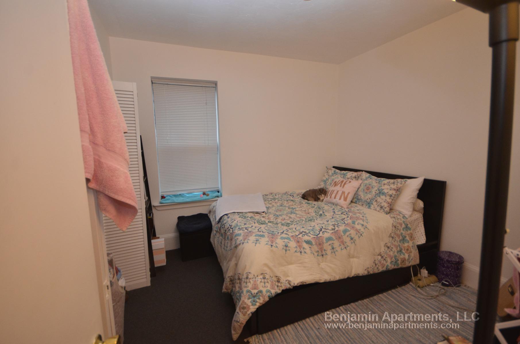 878 Huntington Ave, Mission Hill