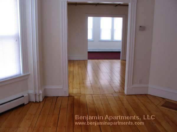 547 Broadway, South Medford