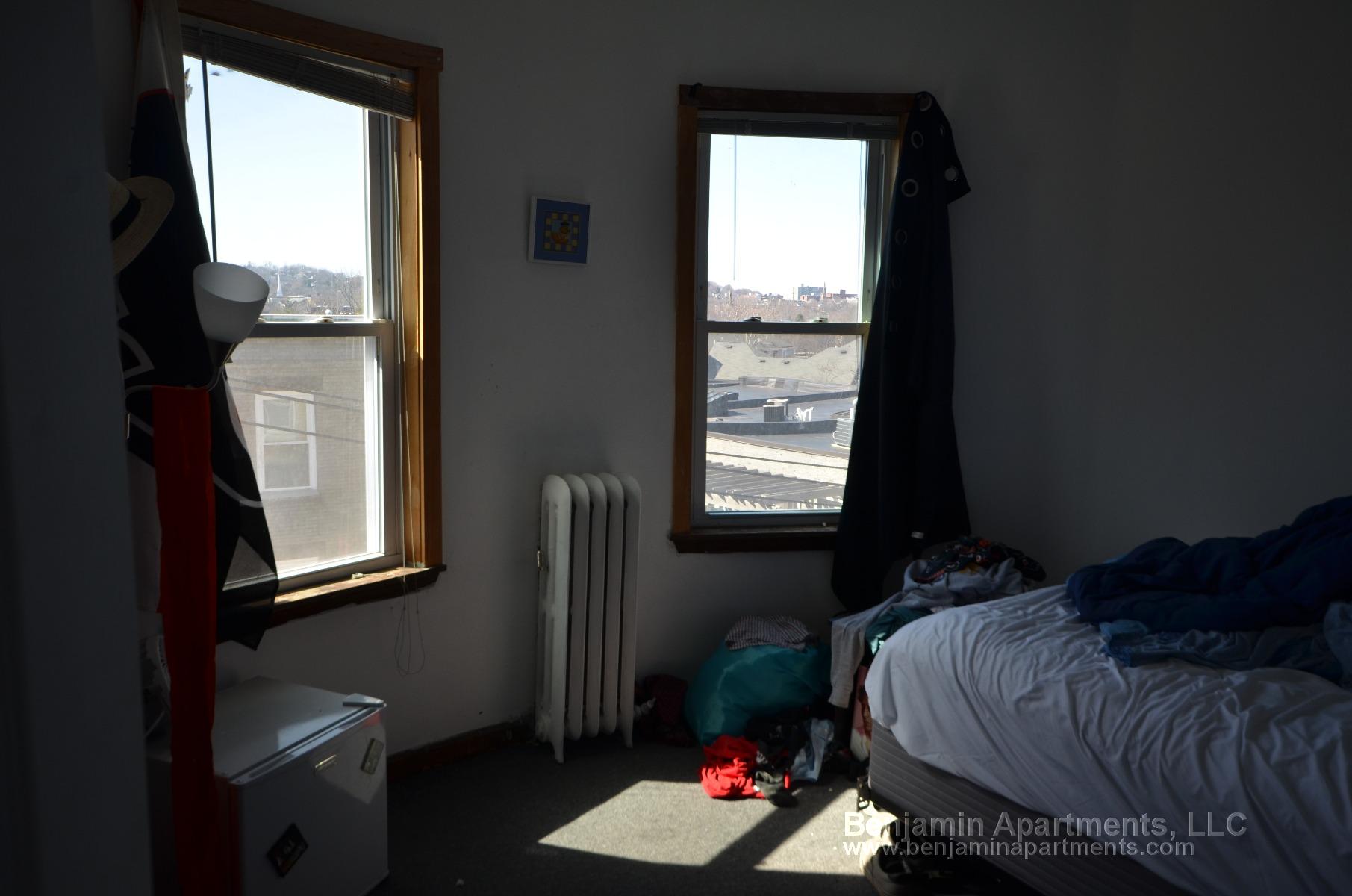 10 Parker Hill Ave, Mission Hill