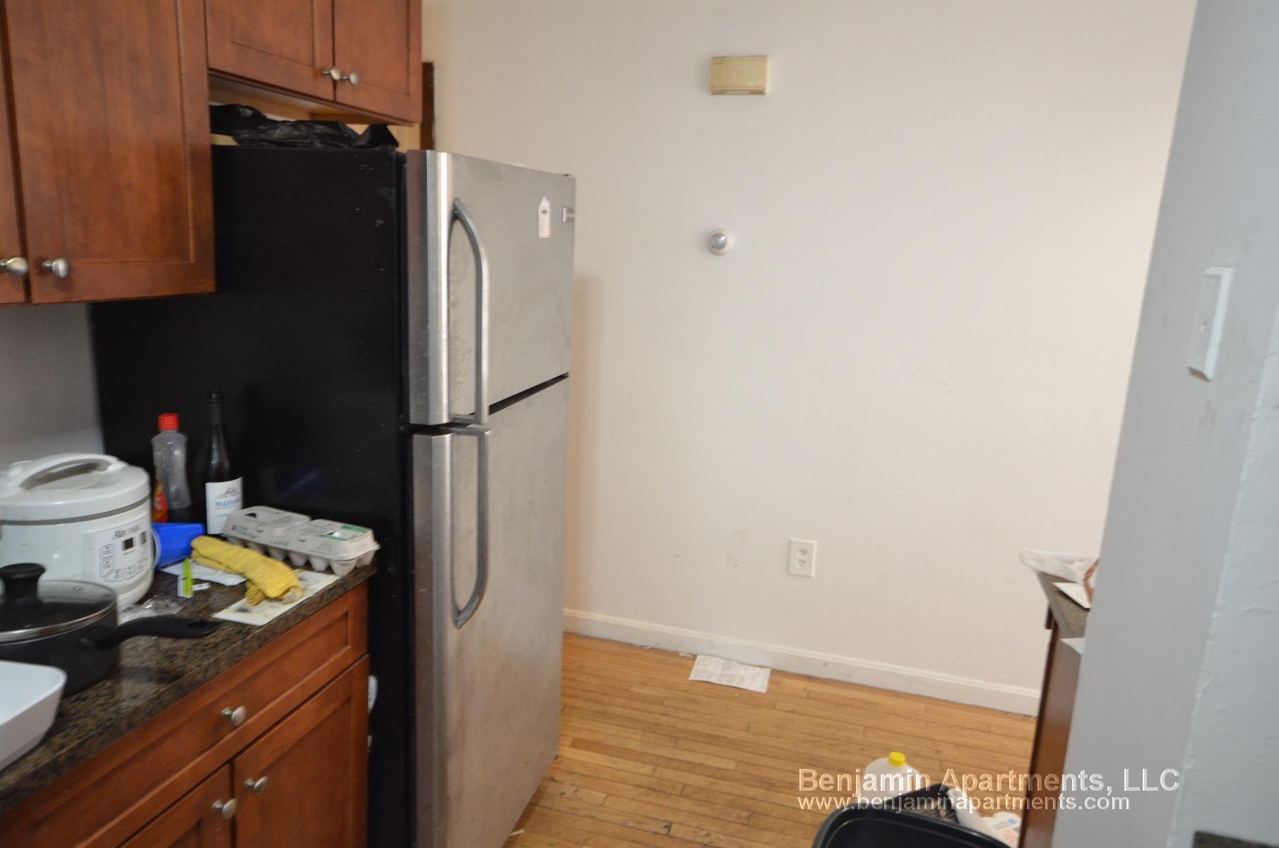 10 Parker Hill Ave, Mission Hill