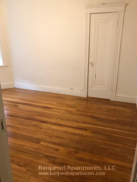 1185 Boylston St, Fenway