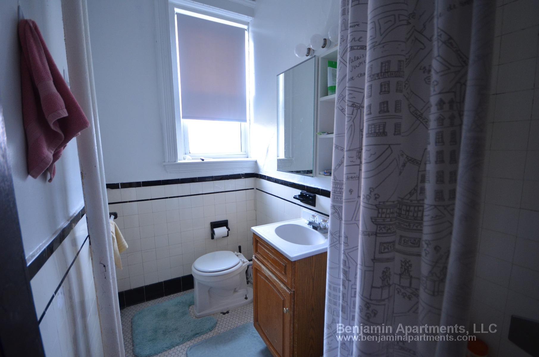 1800 Commonwealth Ave, Brighton