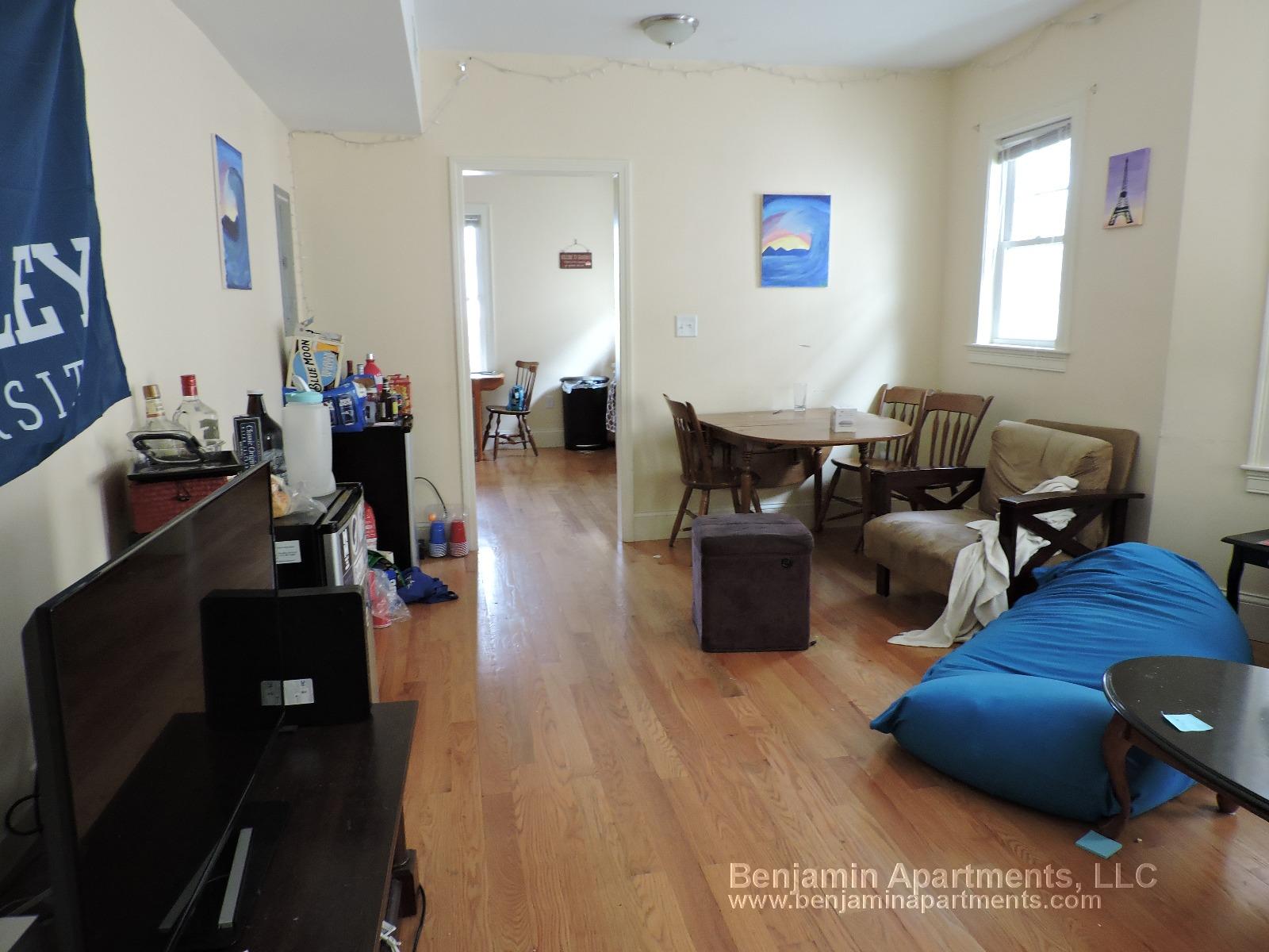 74 Brooks St, Brighton