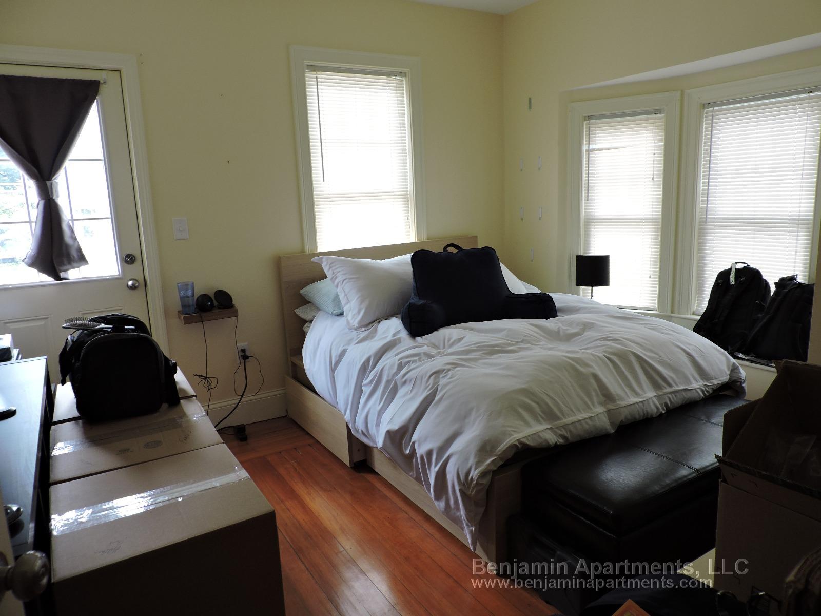 74 Brooks St, Brighton