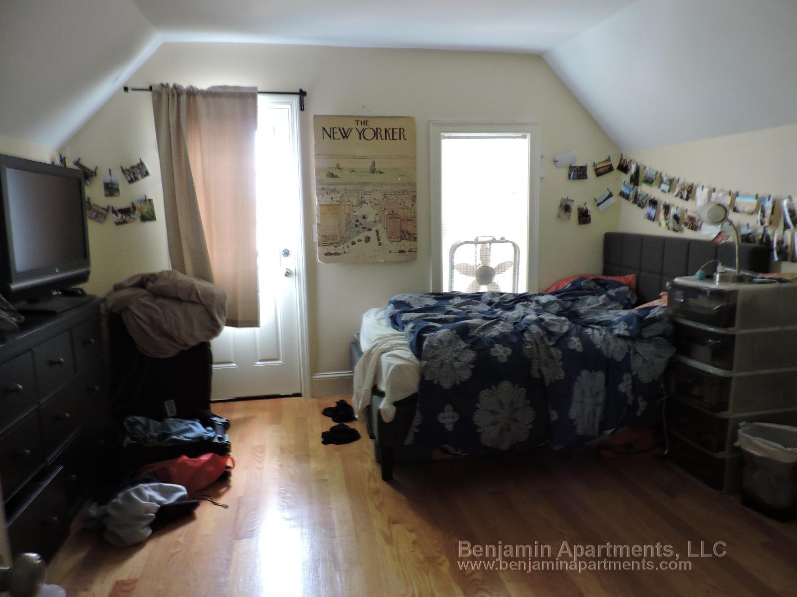 74 Brooks St, Brighton