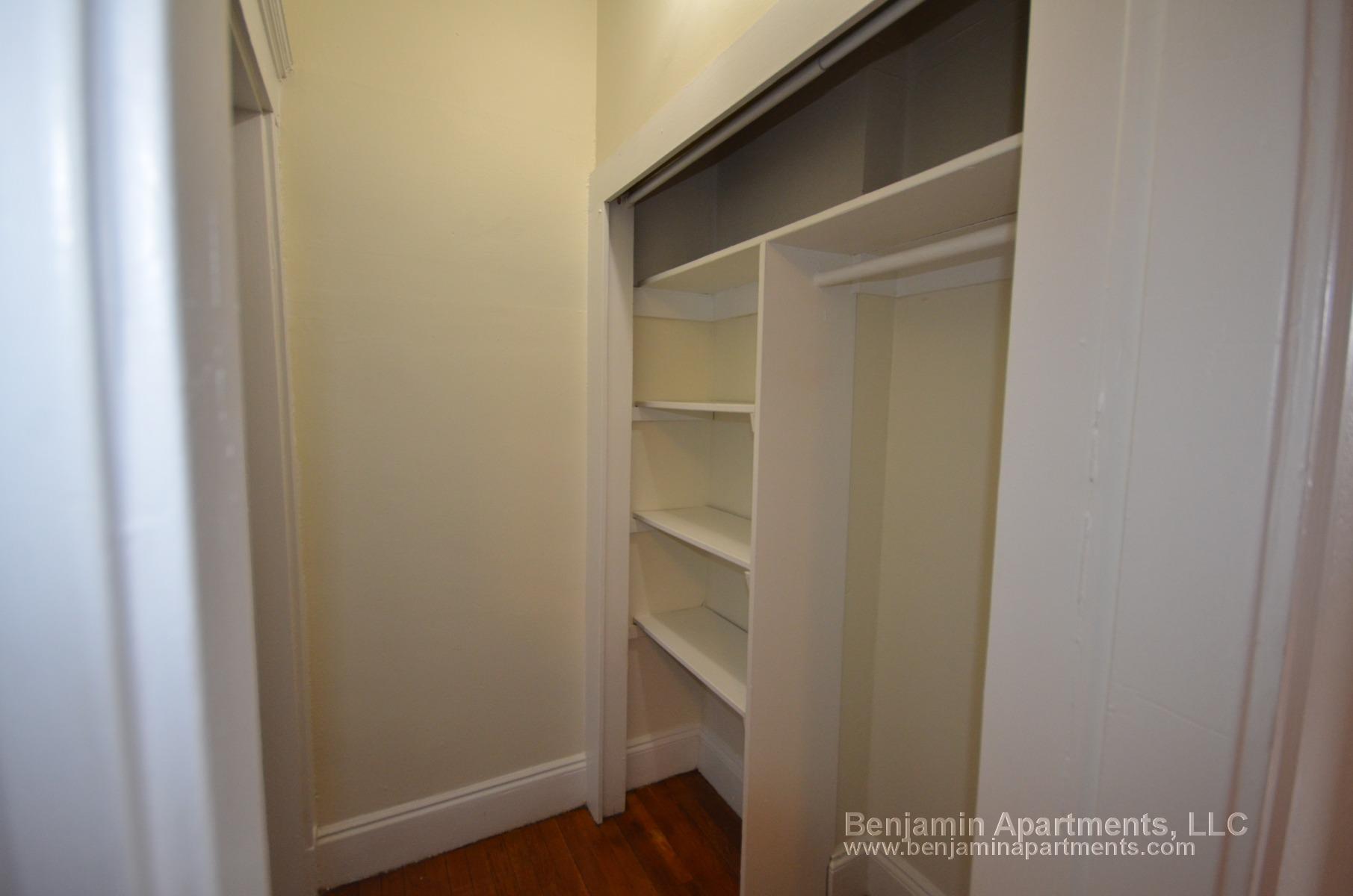 1171 Boylston St, Fenway