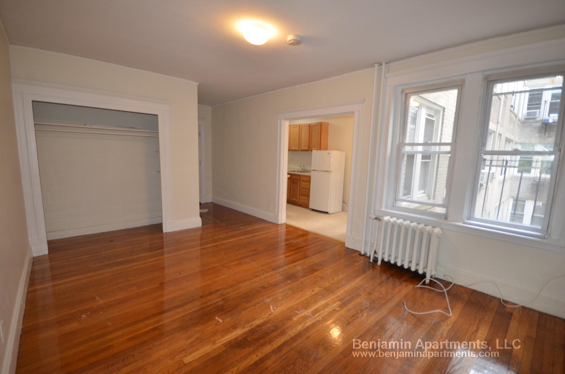 1171 Boylston St, Fenway