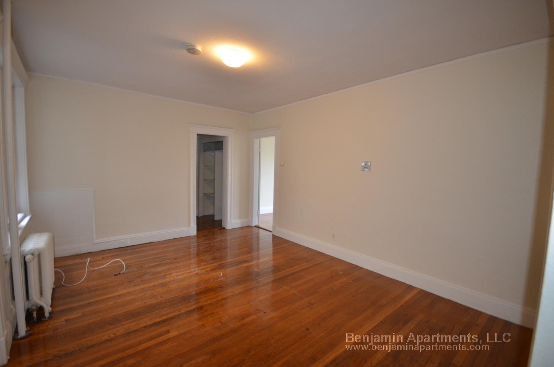 1171 Boylston St, Fenway