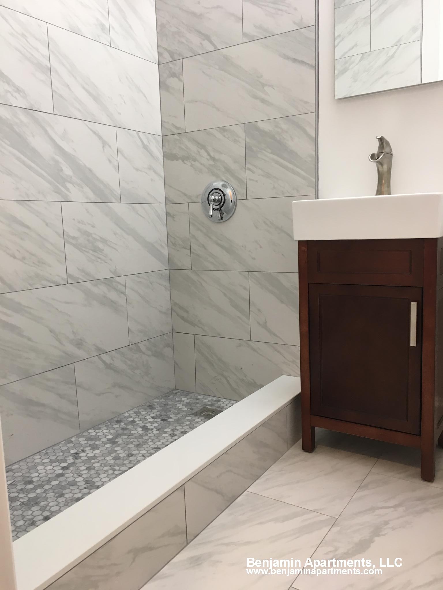 290 Commonwealth Ave, Back Bay