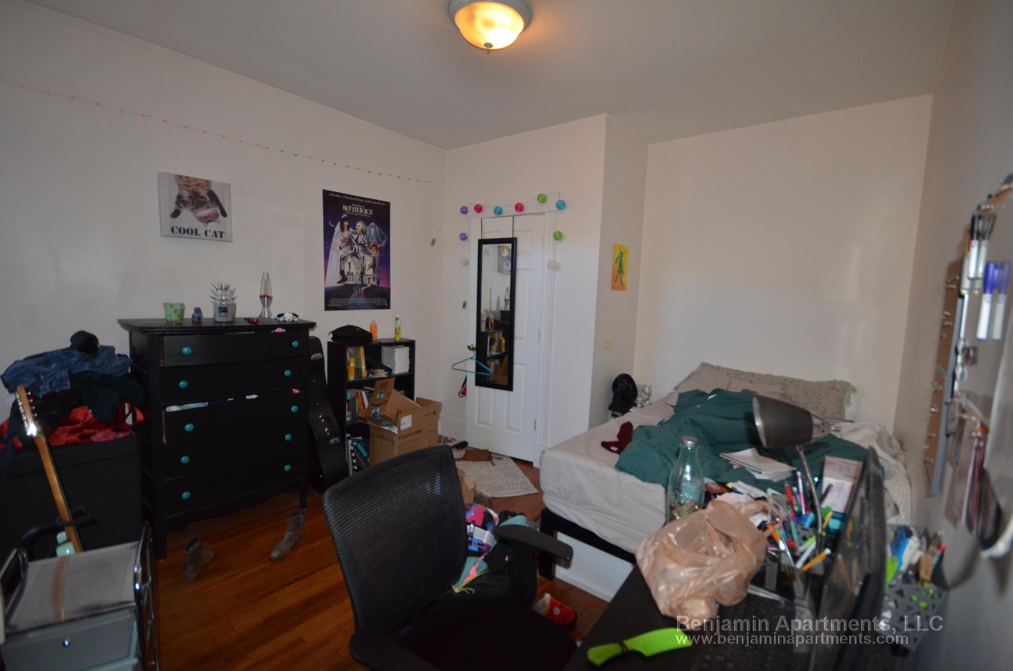 19 Saint Lukes Rd, Allston