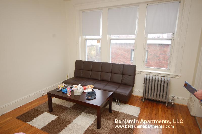 25 Walbridge St, Allston