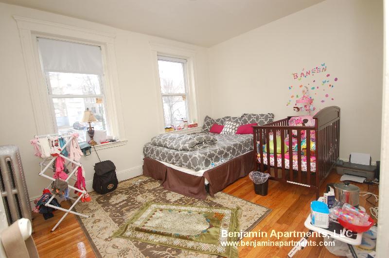 25 Walbridge St, Allston