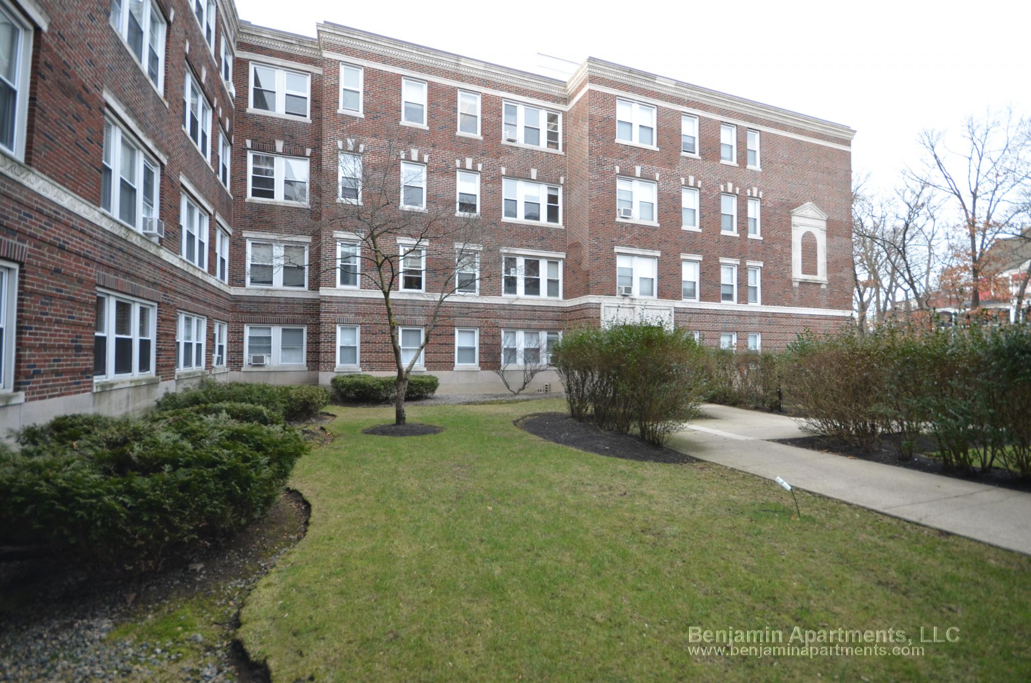 70 Chiswick Rd, Brighton