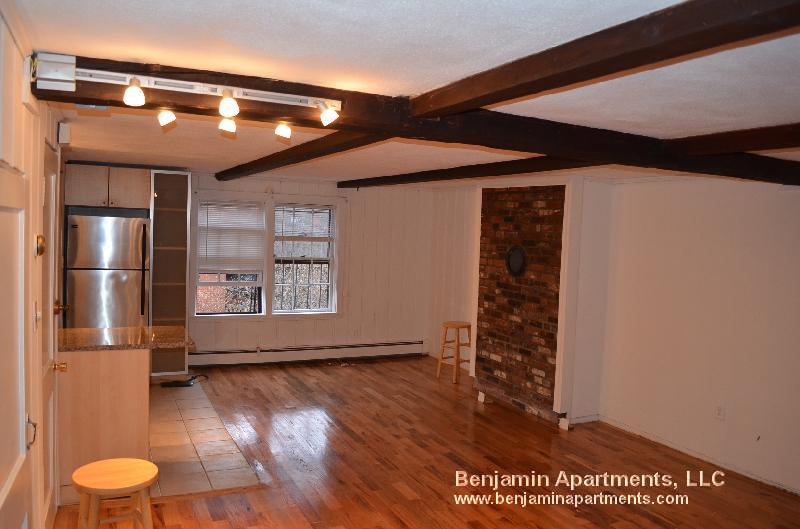 26 Fayette St, Back Bay