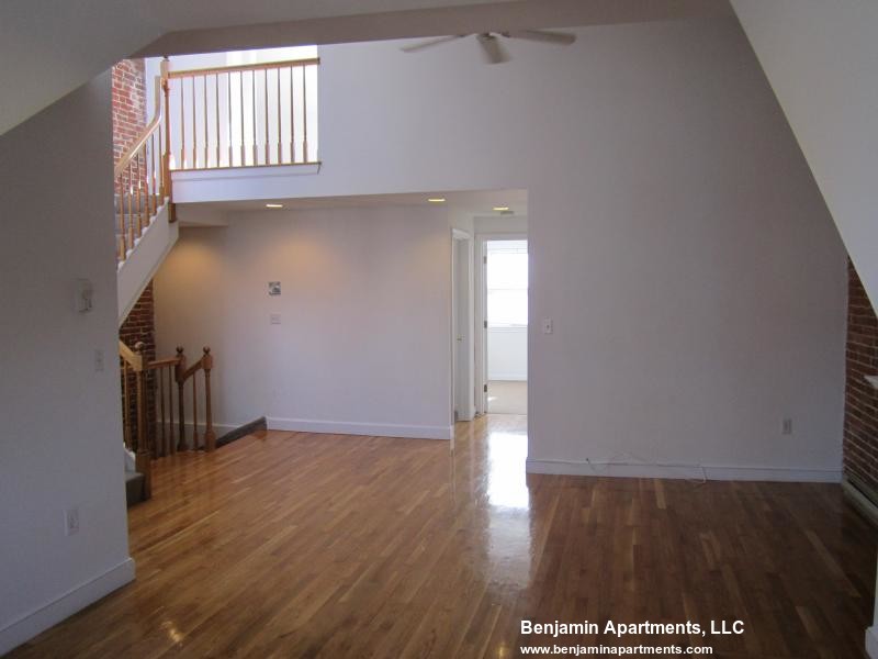 1742 Washington St, South End