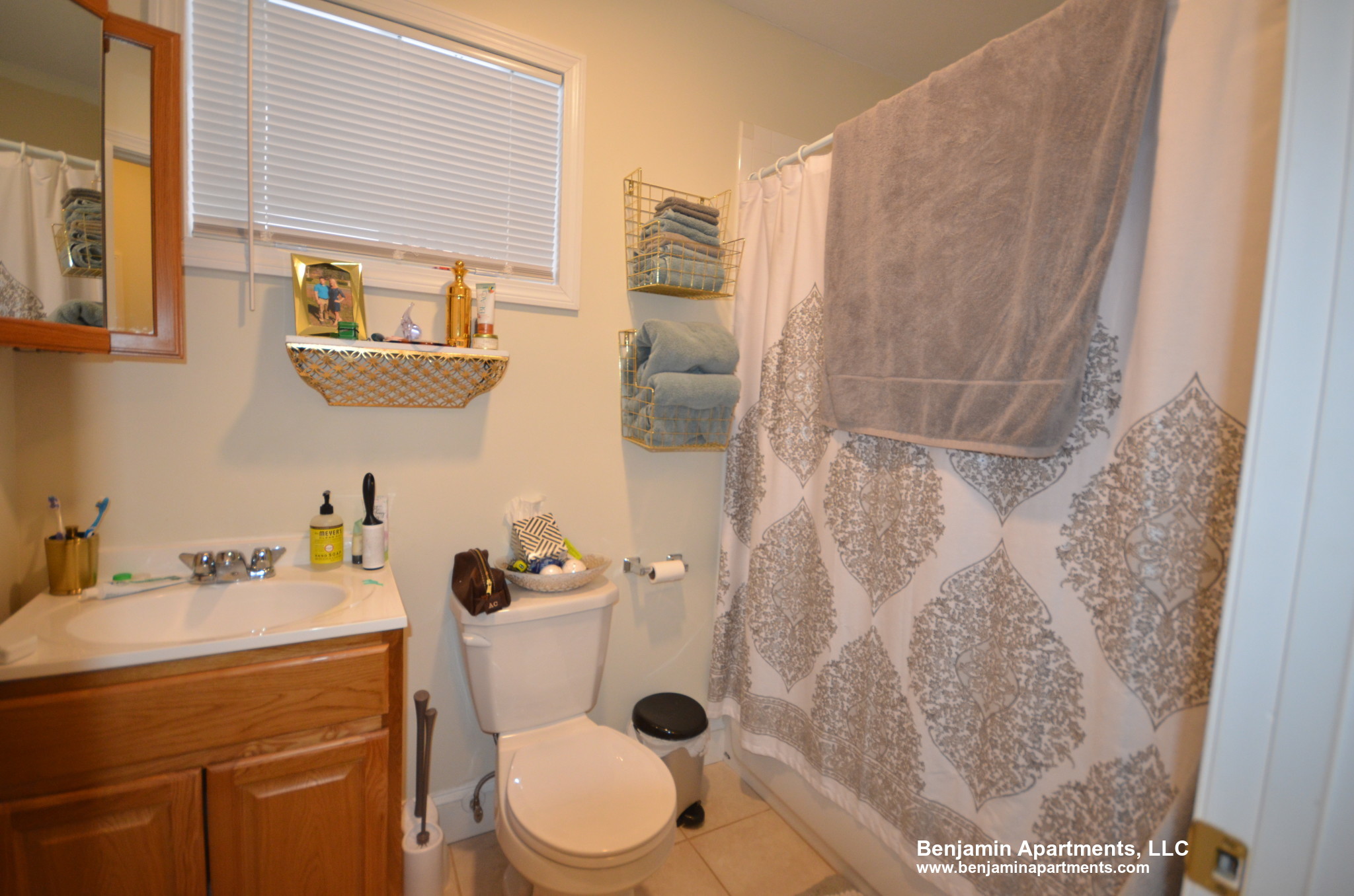 1375 Commonwealth Ave, Brighton