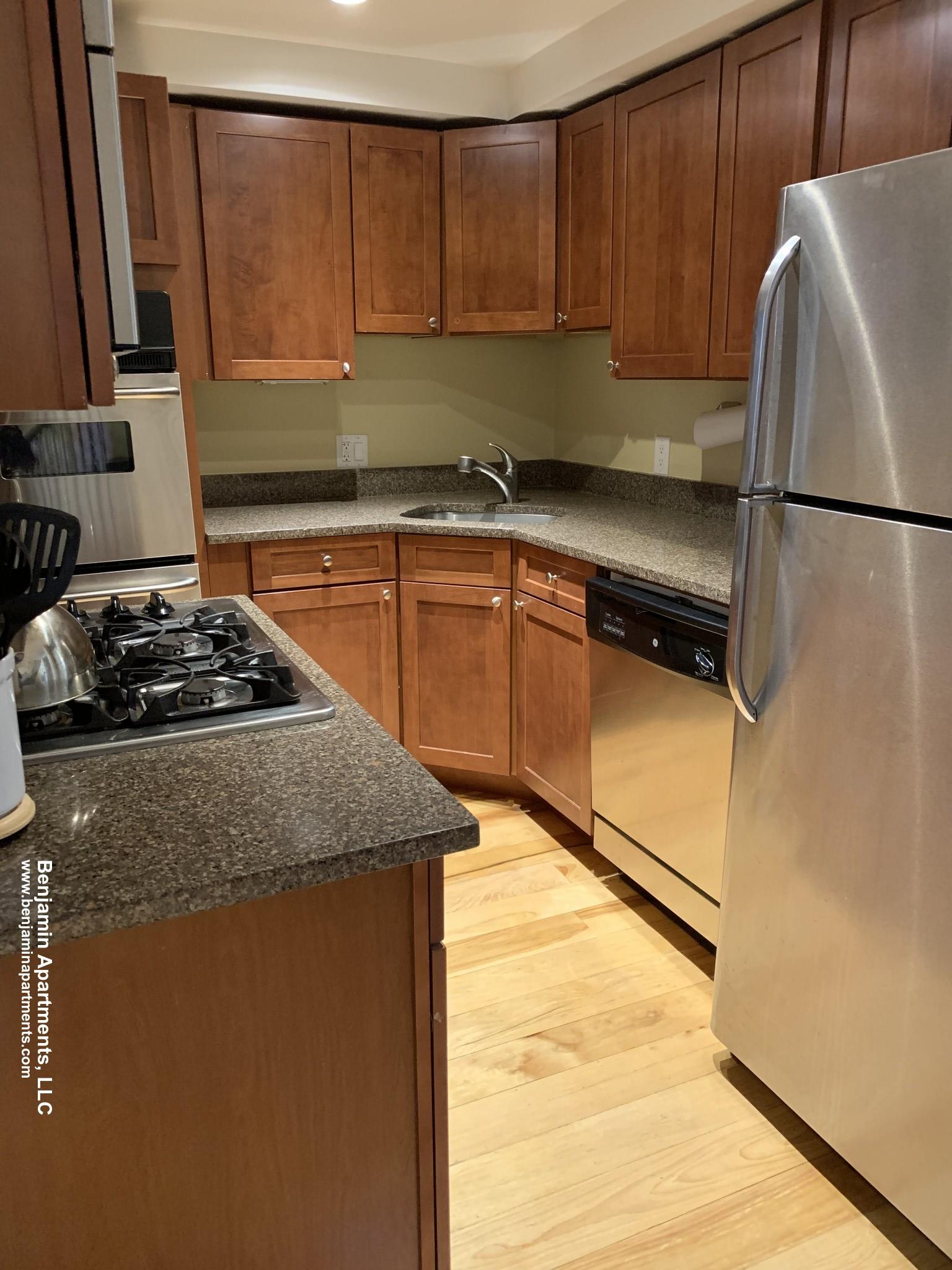 113 Beacon St, Back Bay