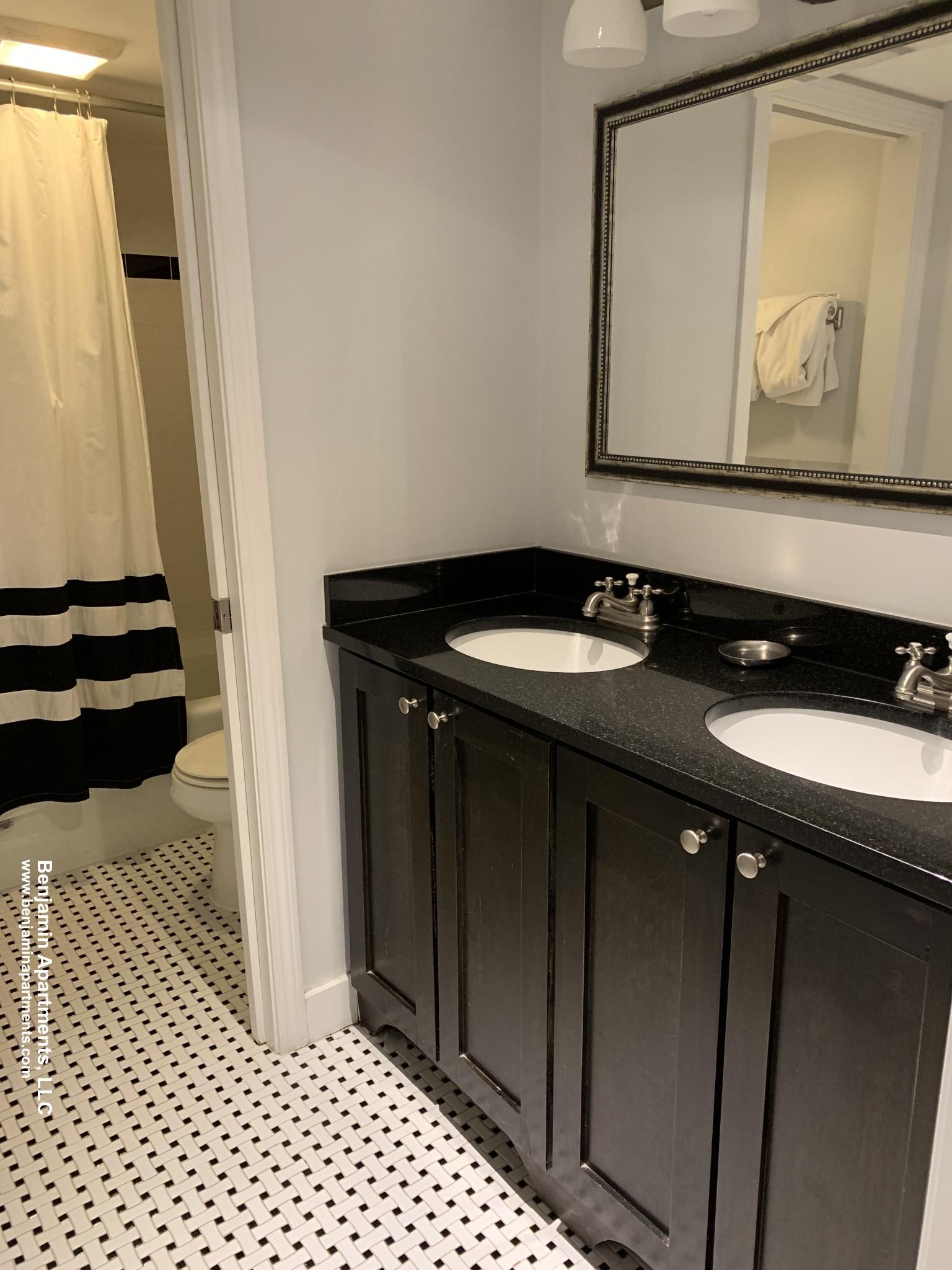 113 Beacon St, Back Bay