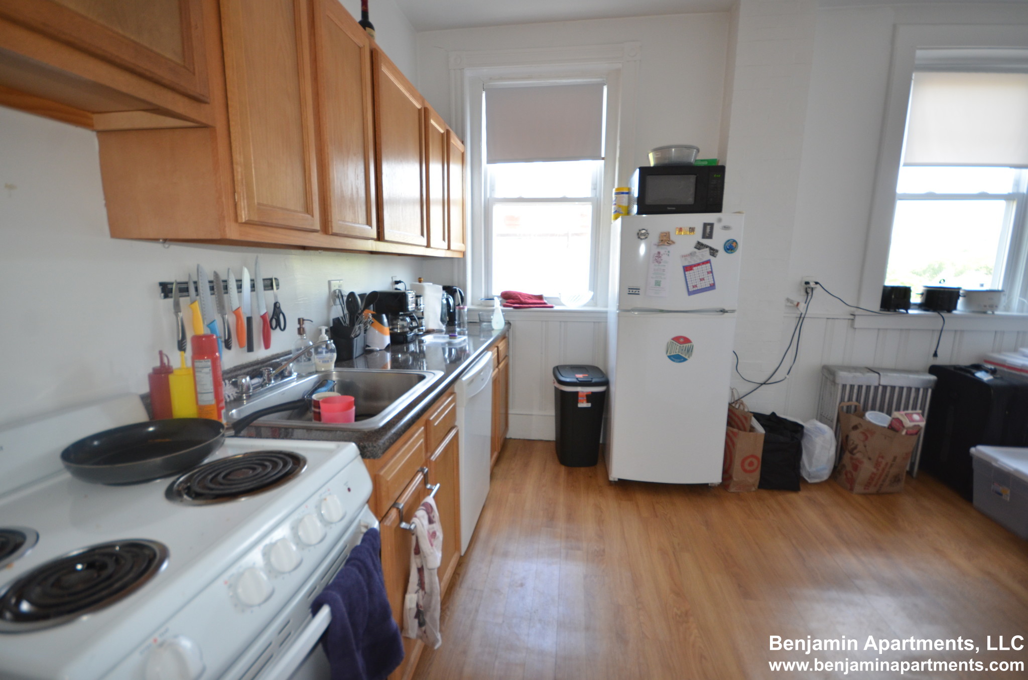 1589 Beacon St, Washington Square