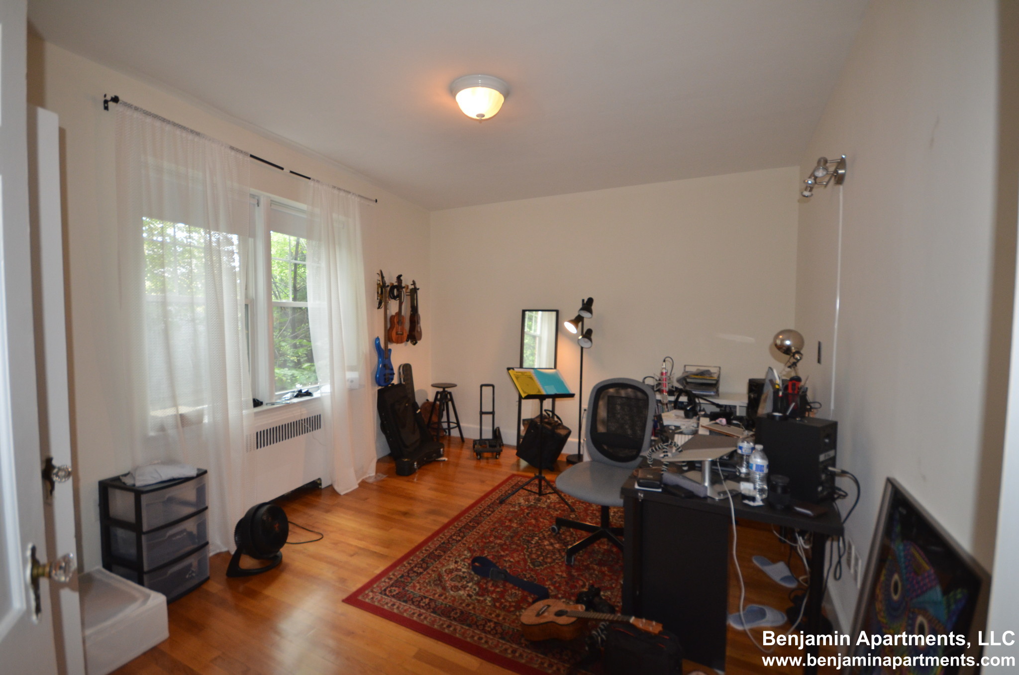 1 bed, 1 bath apartment for rent at 71 Kilsyth Rd Unit 5, Brighton — photo 1 of 6