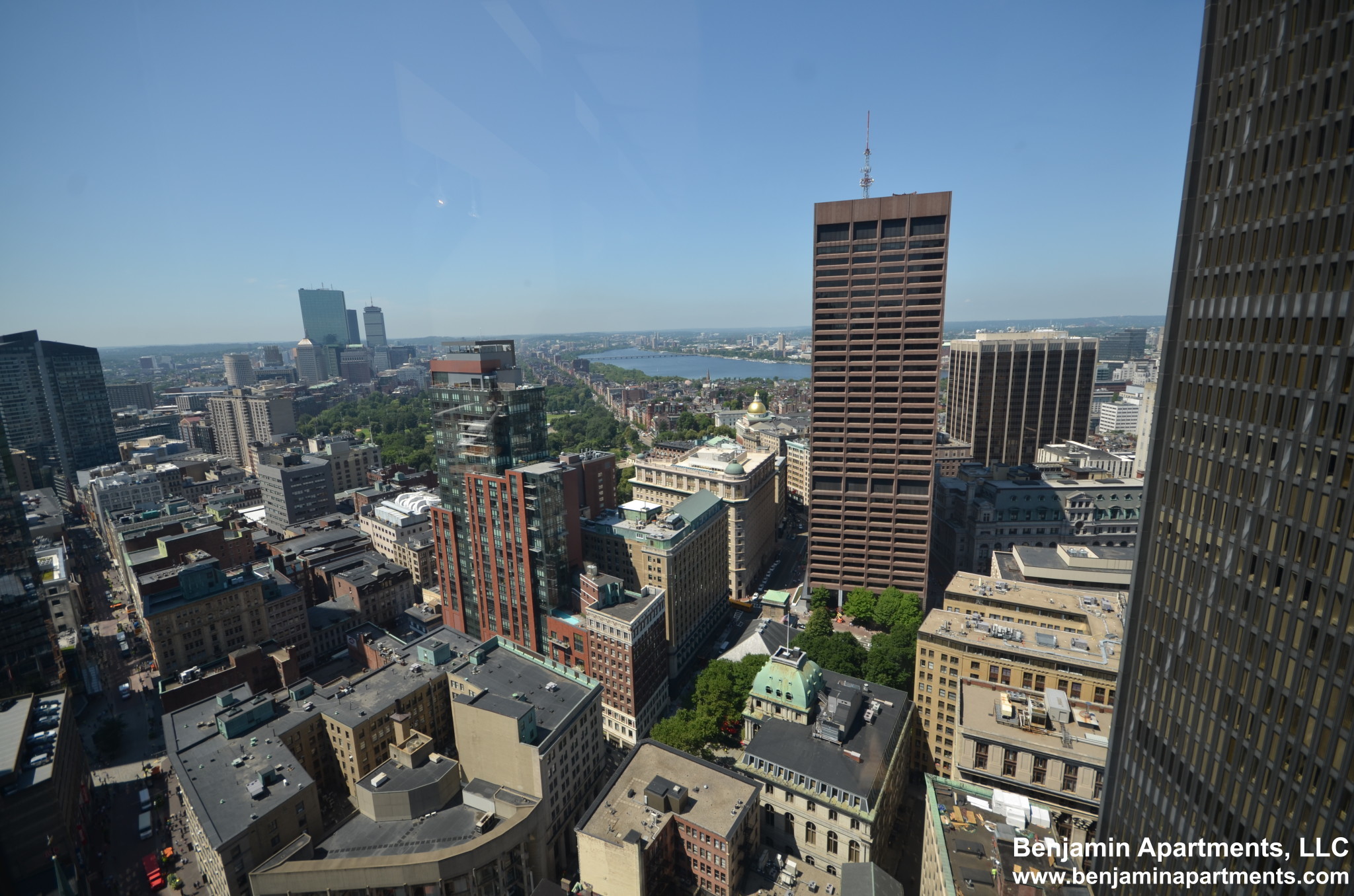 1 Devonshire Pl, Downtown