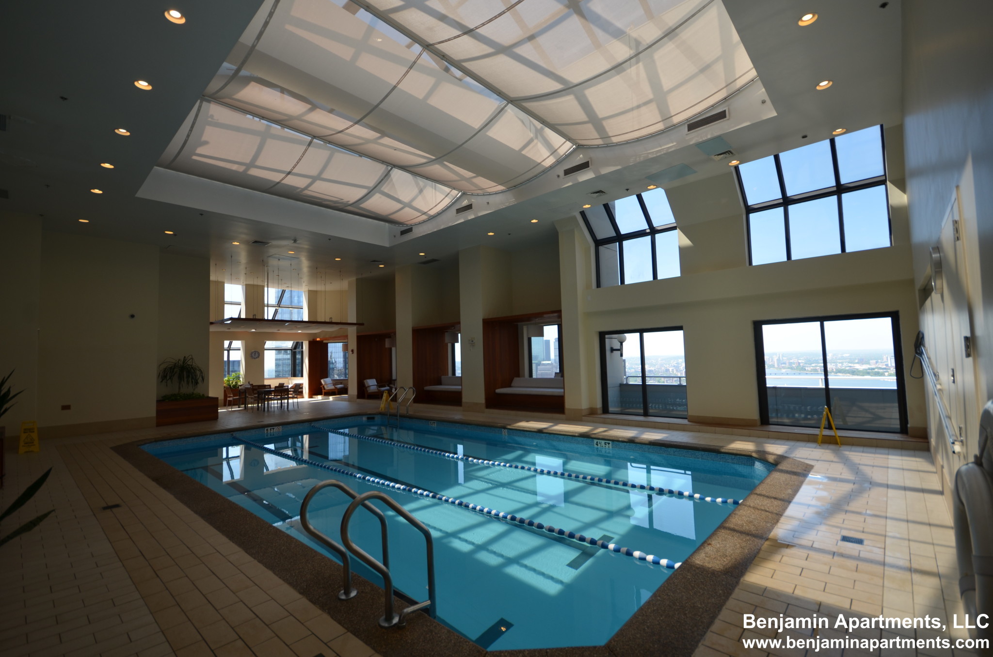 1 Devonshire Pl, Downtown