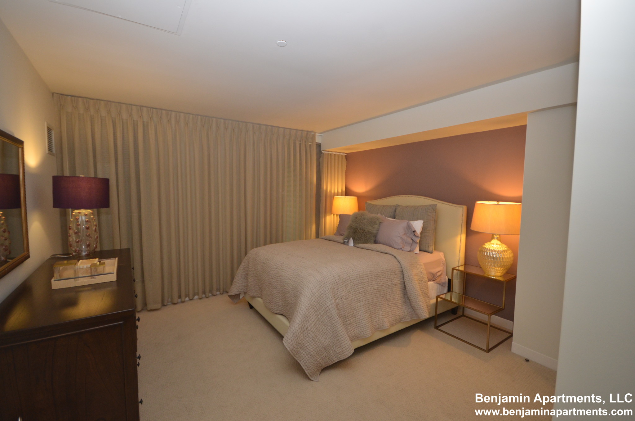 665 Washington St, Midtown