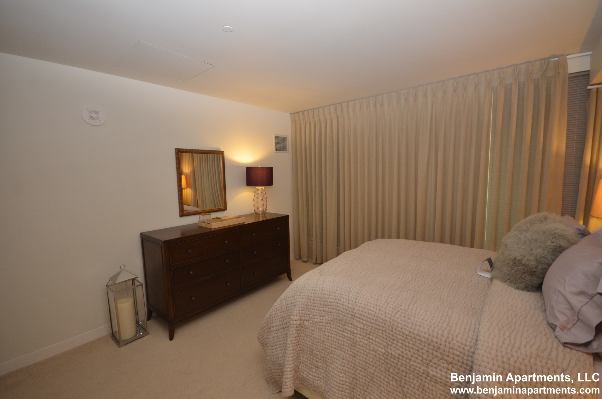 665 Washington St, Midtown