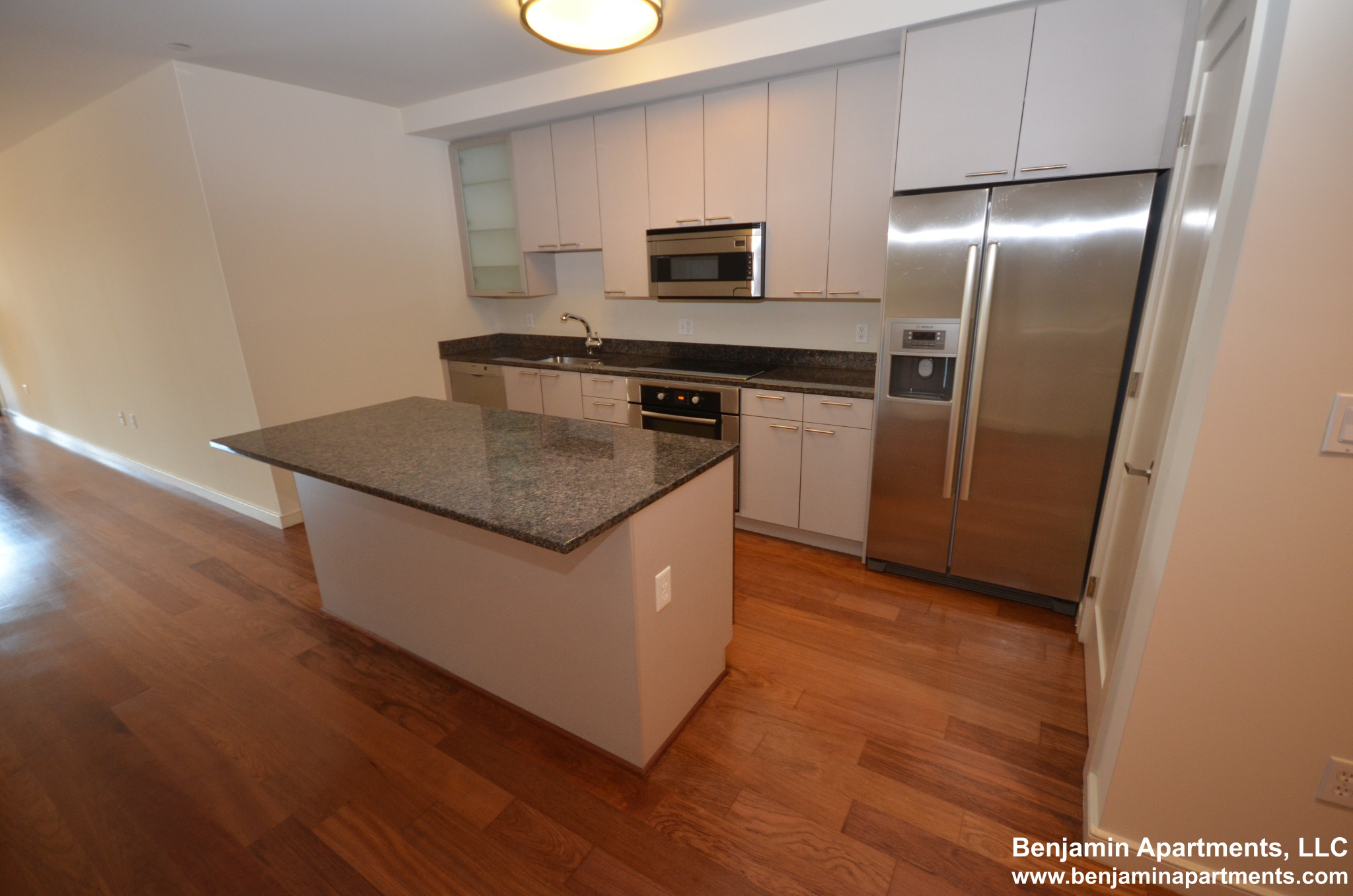 101 Canal St, North End