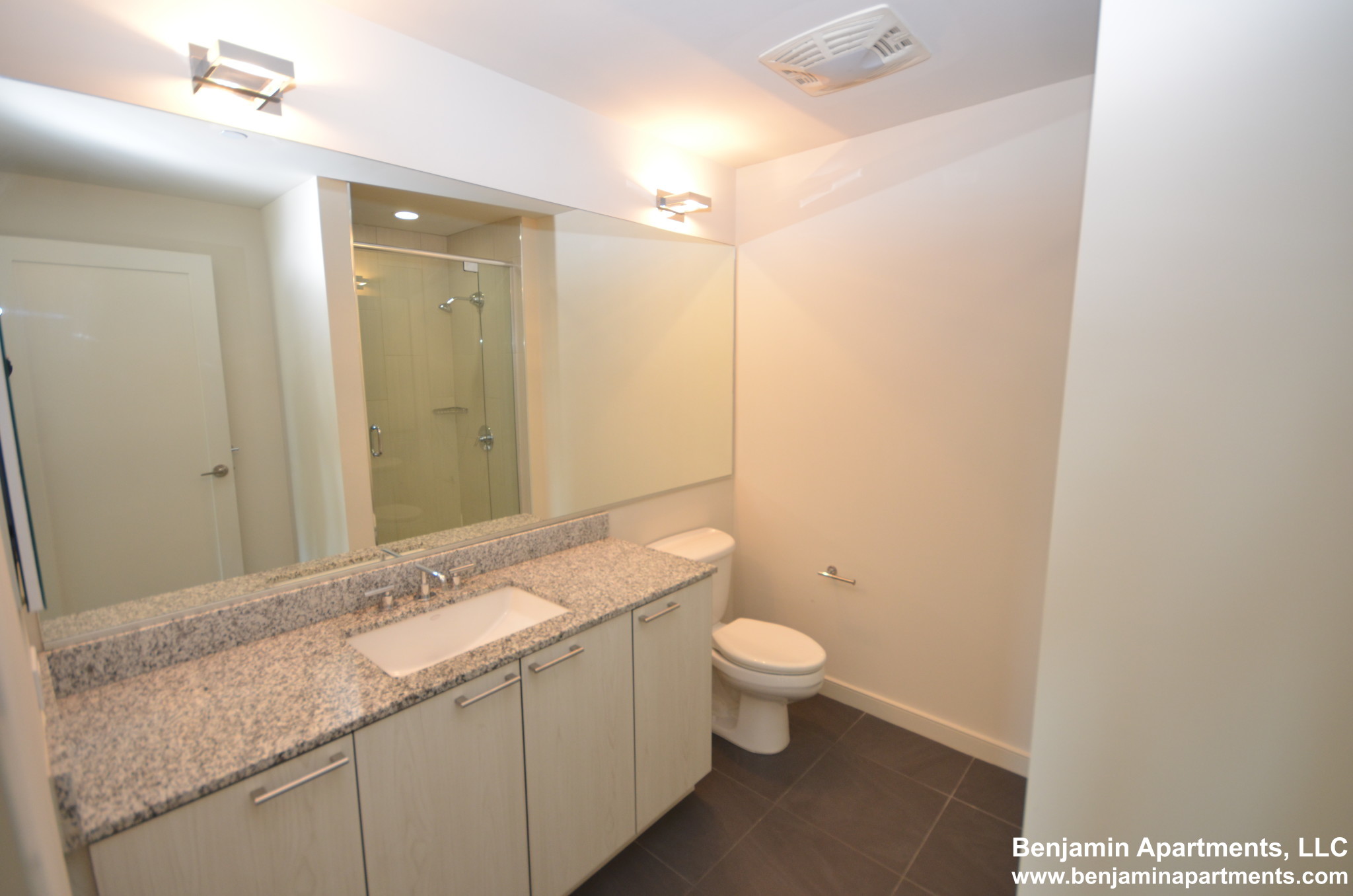 101 Canal St, North End