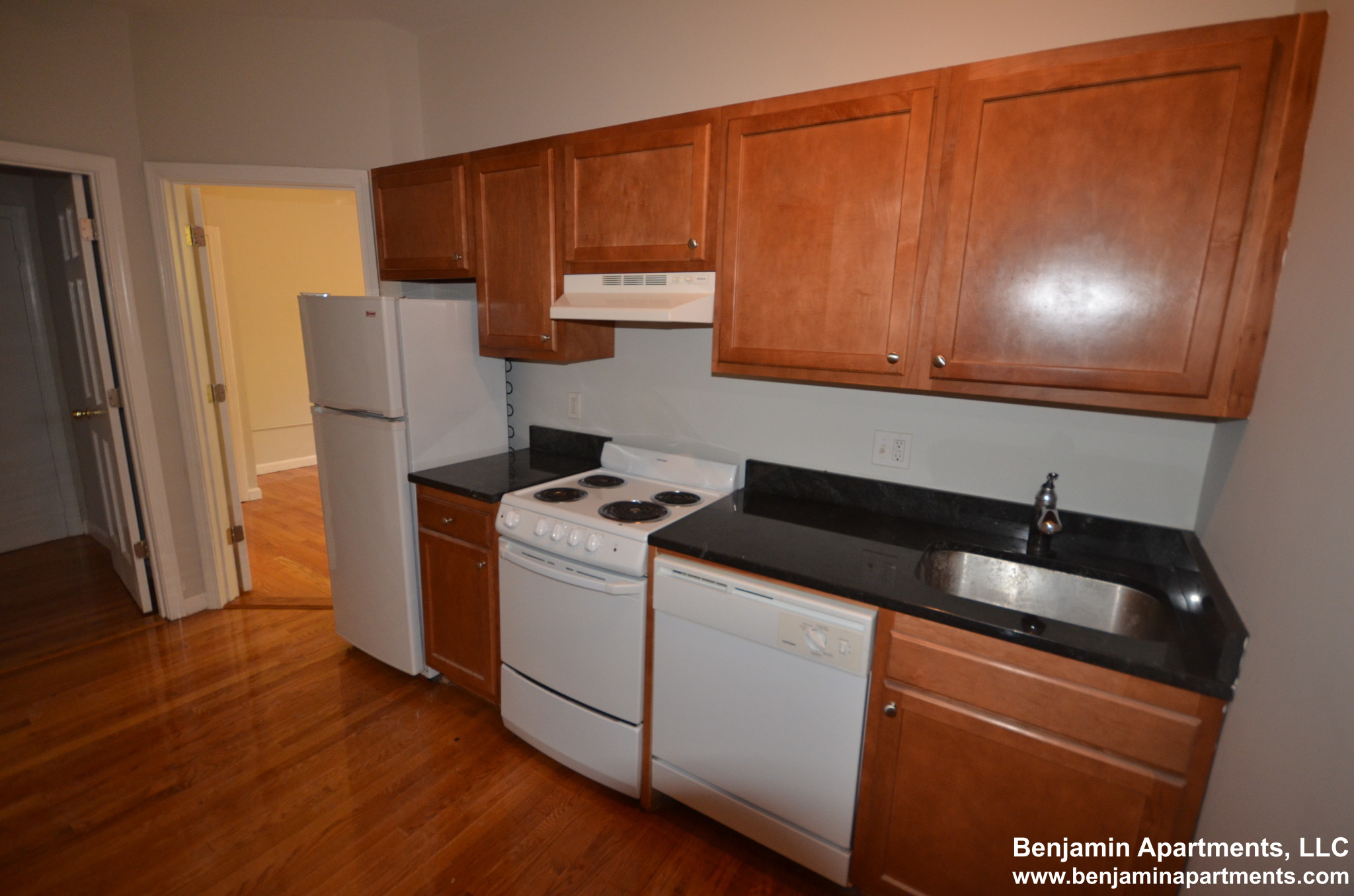 1 bed, 1 bath apartment for rent at 113 Salem St Unit 12, North End — photo 2 of 7