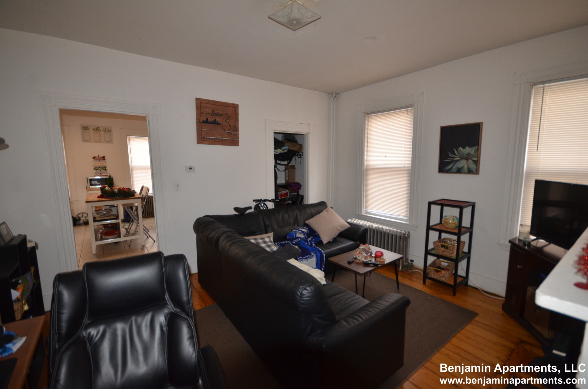 25 Pratt St, Allston