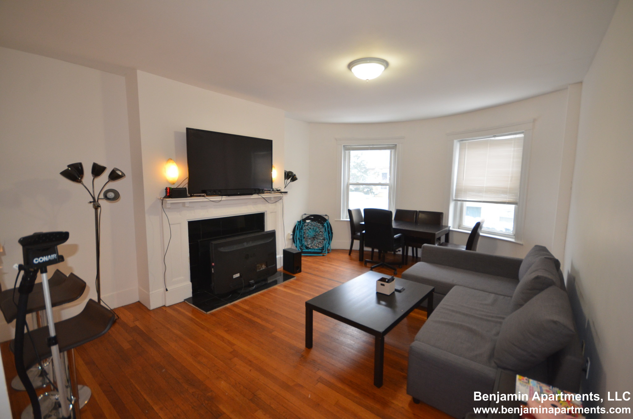 19 Saint Lukes Rd, Allston