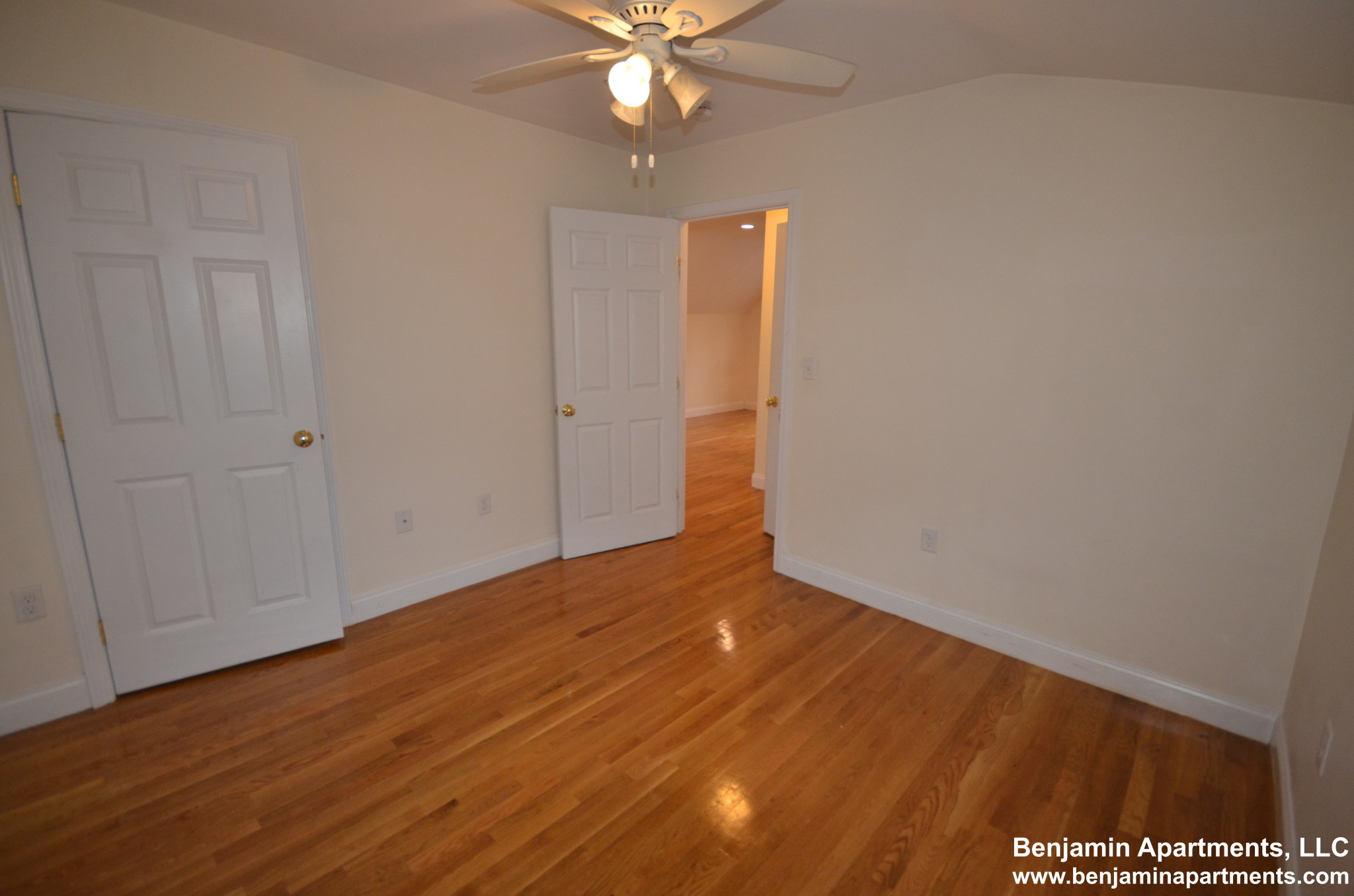 172 Fuller St, Brookline Hills