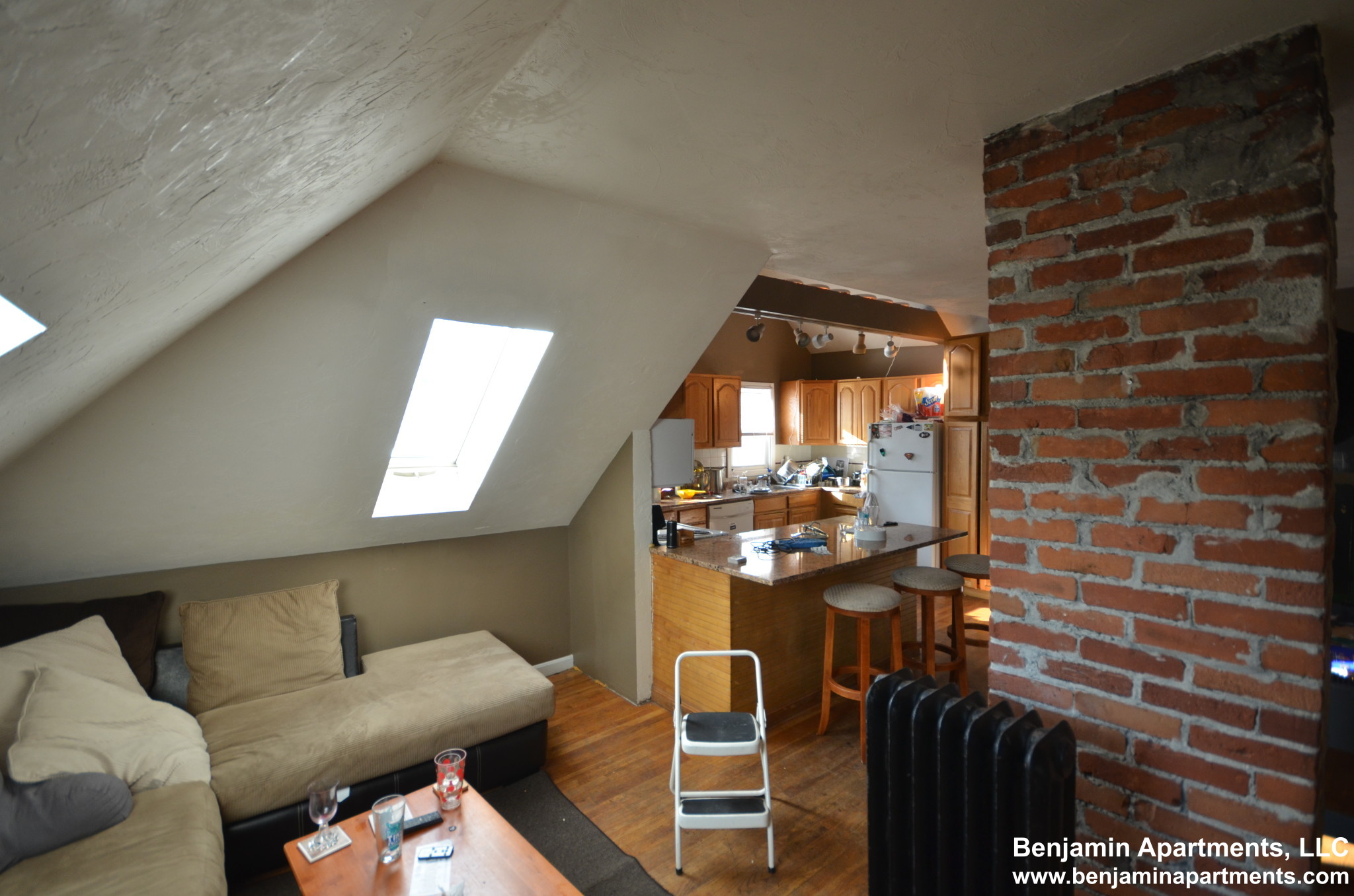 42 Brainerd Rd, Allston