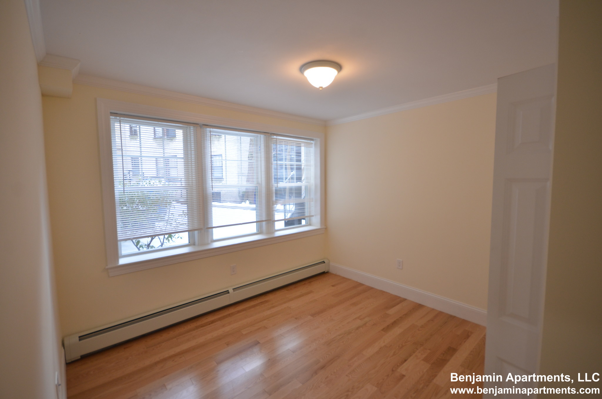 100 Kilsyth Rd, Brighton