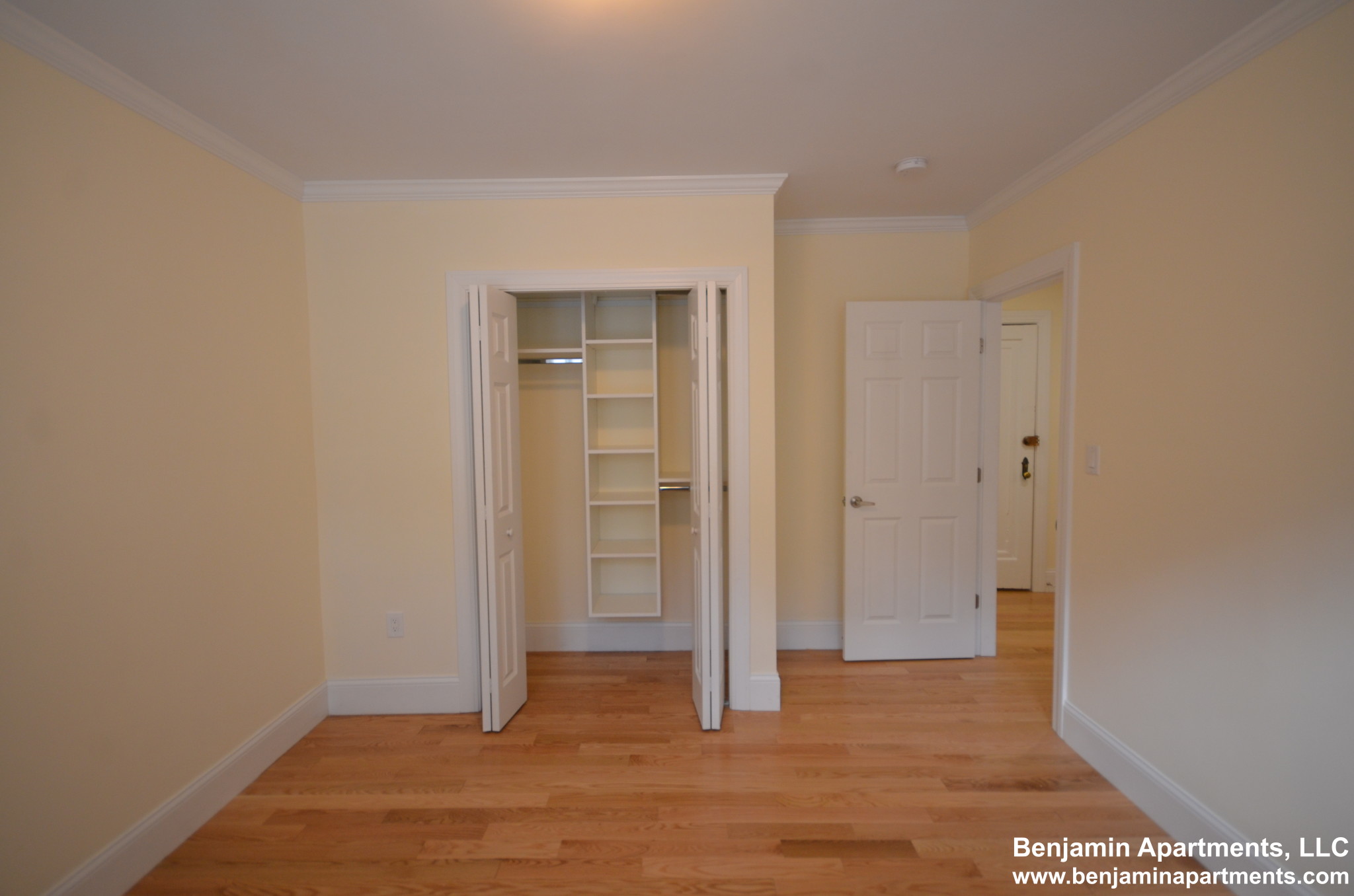 100 Kilsyth Rd, Brighton