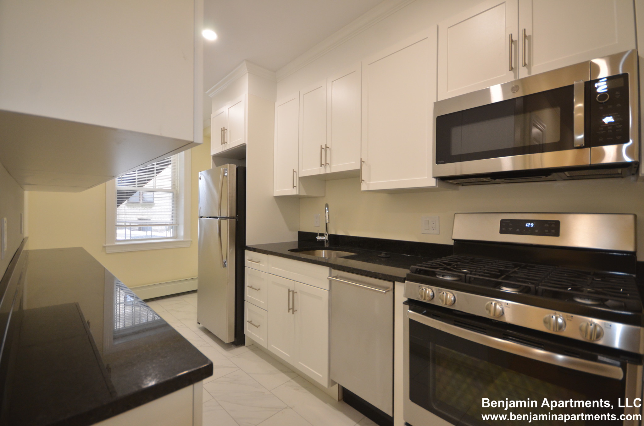 100 Kilsyth Rd, Brighton