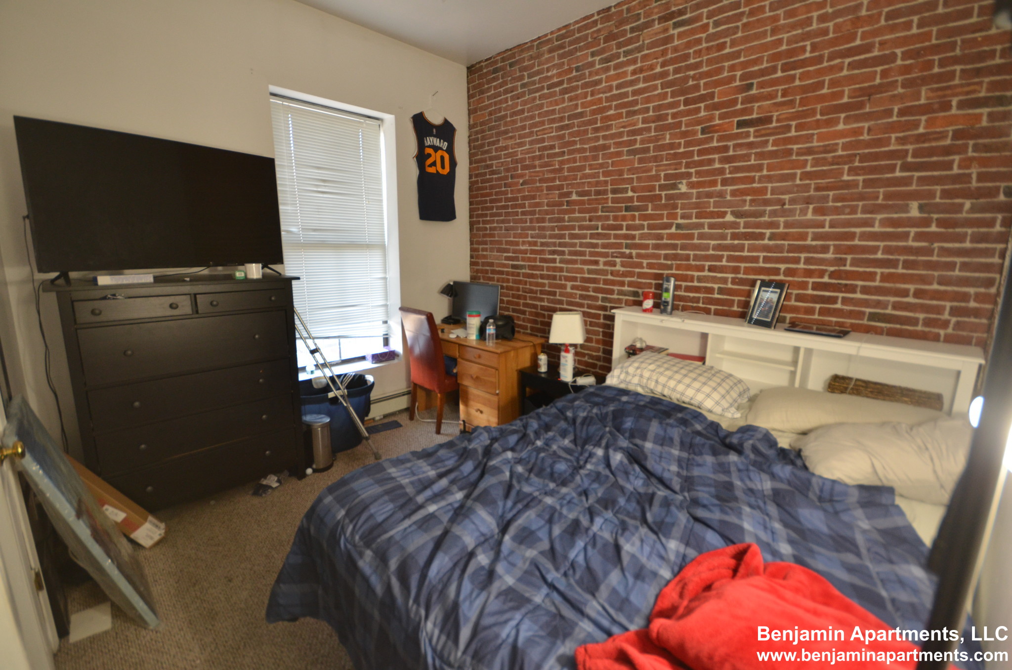 486 Massachusetts Ave, South End