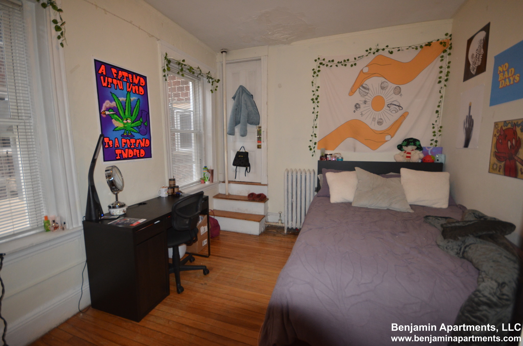 3 bed, 1 bath apartment for rent at 55 Egmont St Unit 2, Coolidge Corner — photo 4 of 7