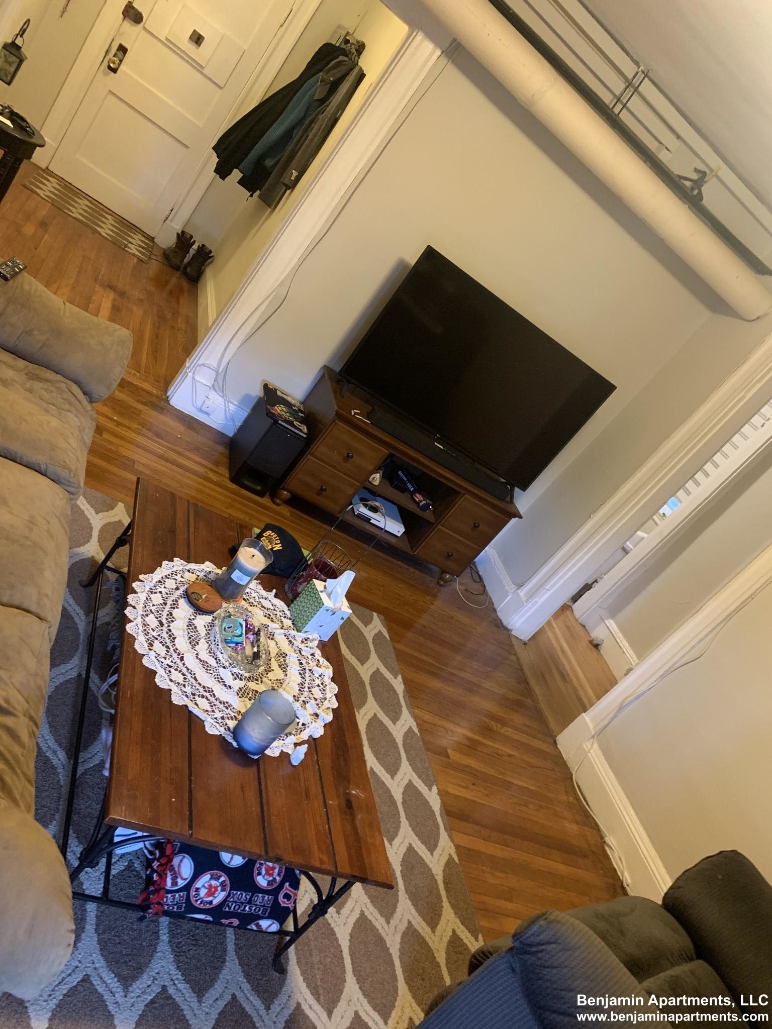 1 bed, 1 bath apartment for rent at 321 Summit Ave Unit 15, Brighton — photo 4 of 9