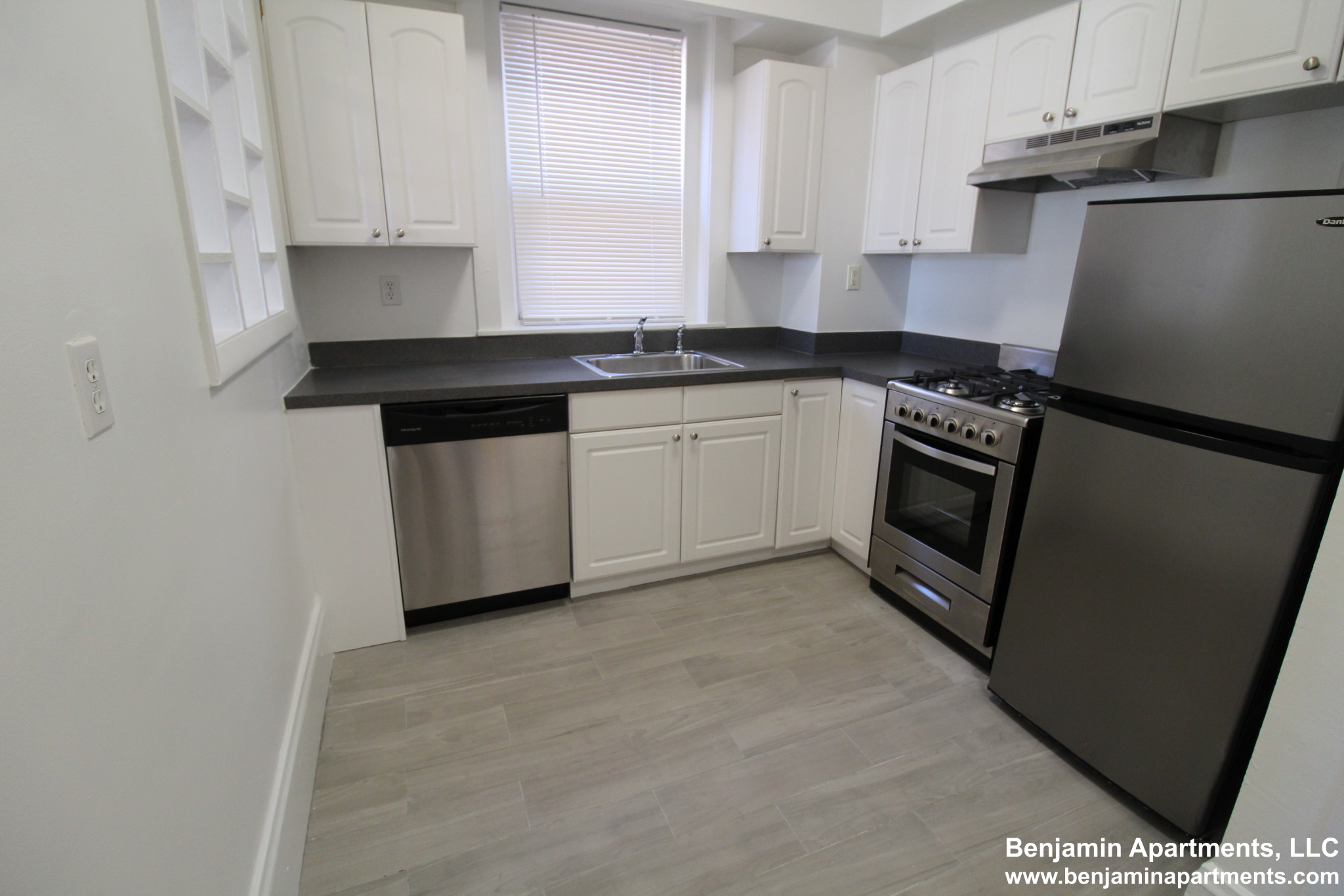 2 bed, 1 bath apartment for rent at 71 Brighton Ave Unit 6, Allston — photo 1 of 10