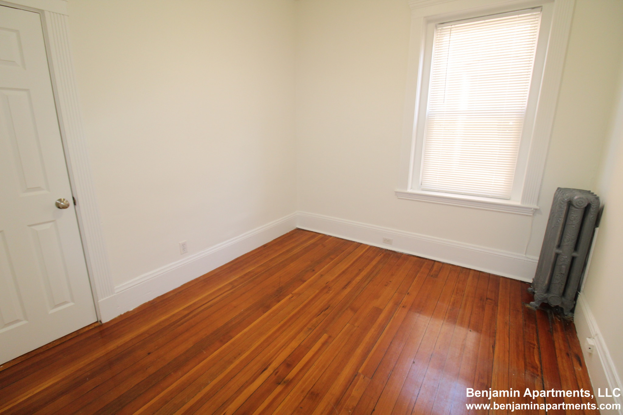2 bed, 1 bath apartment for rent at 71 Brighton Ave Unit 6, Allston — photo 6 of 10