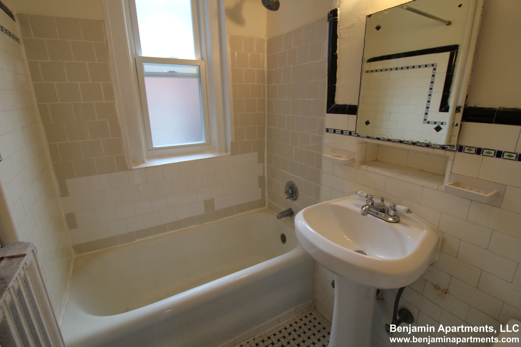 127 Myrtle St, Beacon Hill