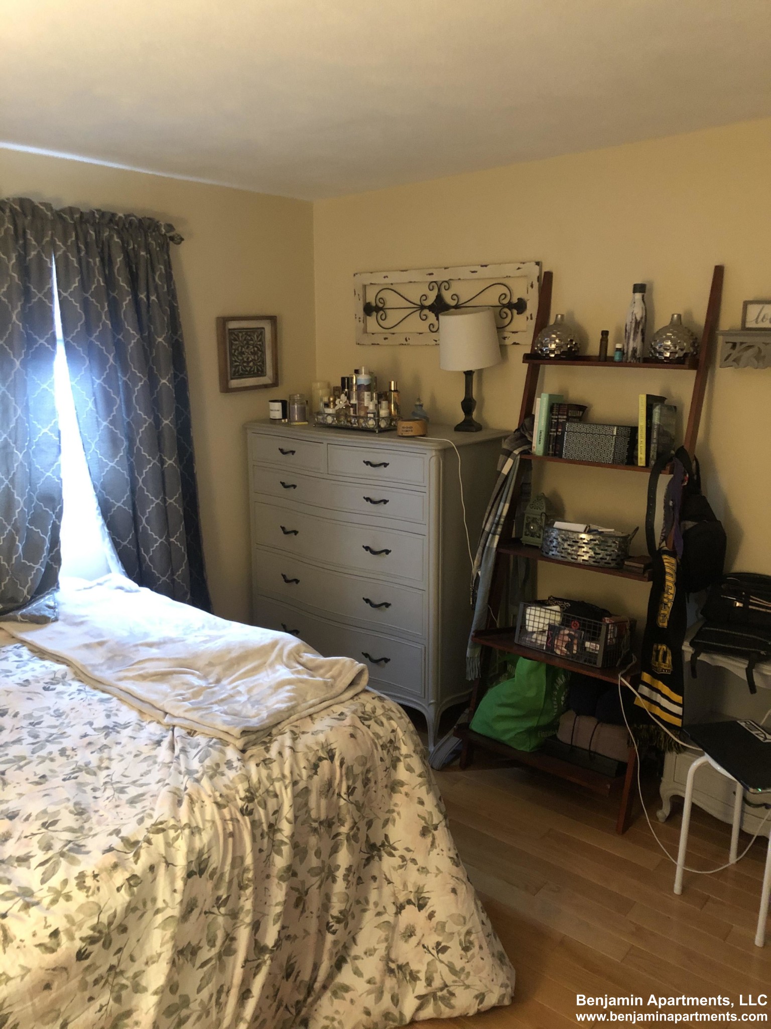 385 Dorchester St, South Boston