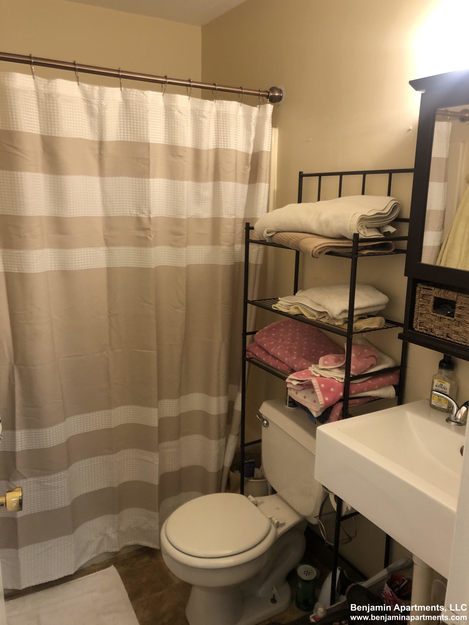 385 Dorchester St, South Boston