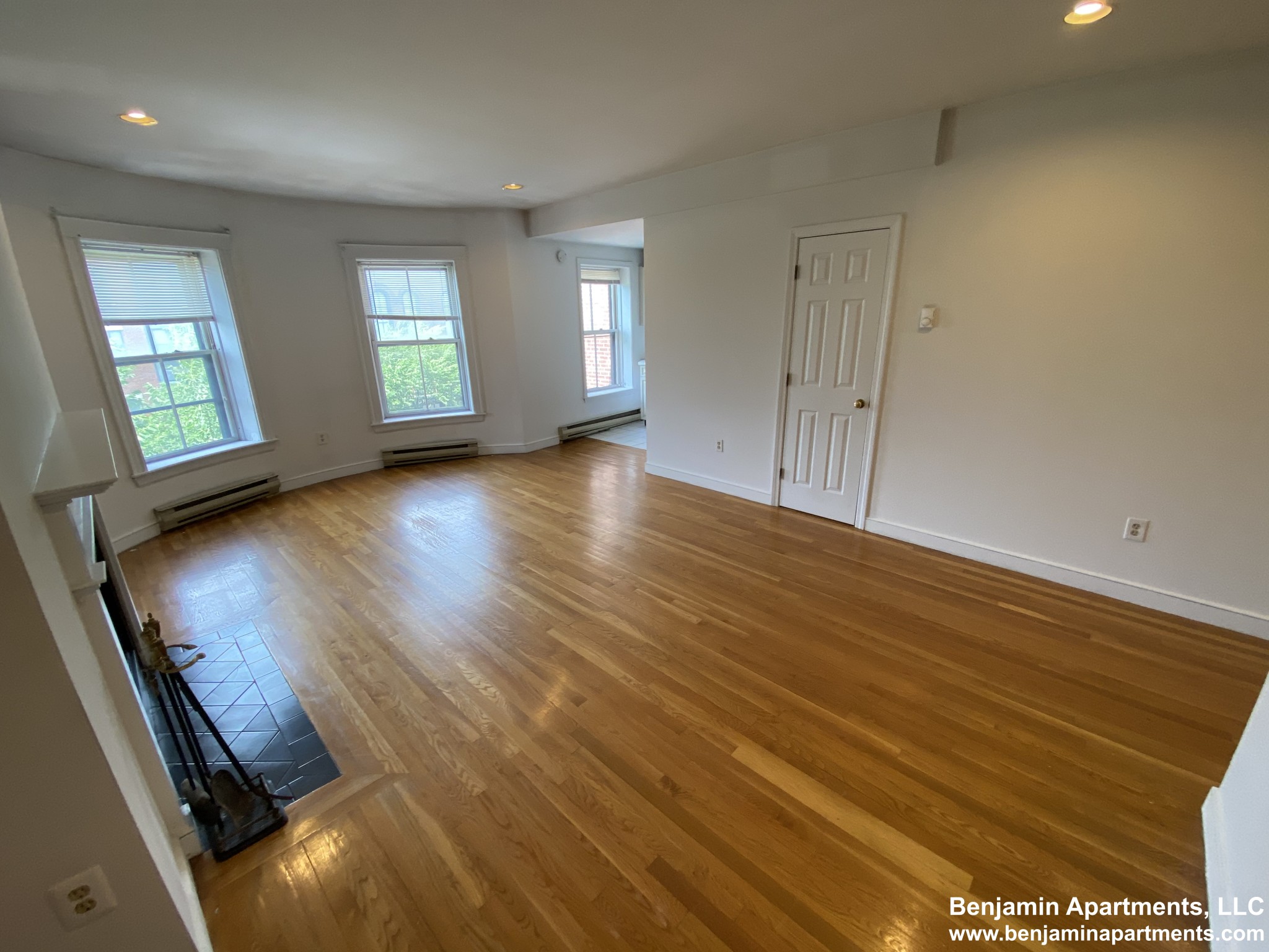 1742 Washington St, South End